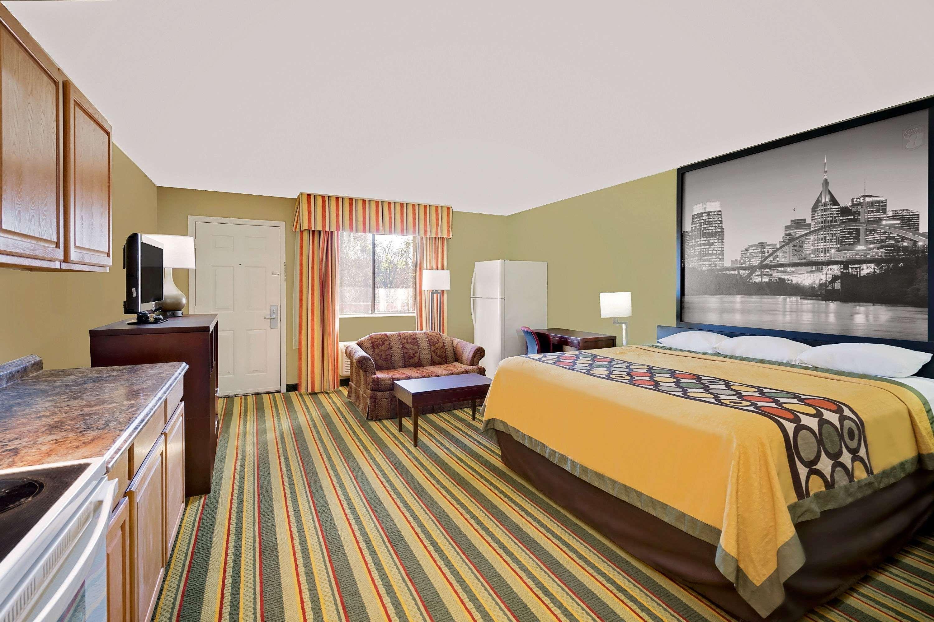 Super 8 By Wyndham Hermitage Nashville Bagian luar foto